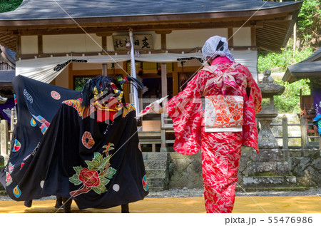 上野の獅子舞　獅子　お多福（和歌山県指定　無形民俗文化財　富里　春日神社）	 55476986