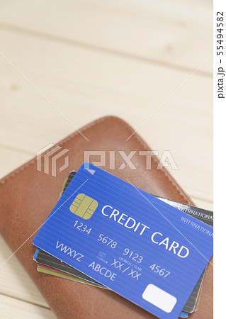 複数のクレジットカード 財布 複数のクレジットカード 財布 55494582
