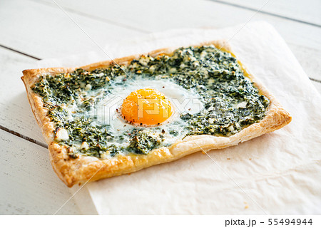 homemade Easter cake with egg and spinach 55494944