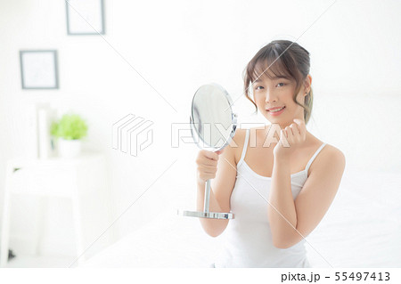 Beautiful face young asian woman with happy Beautiful face young asian woman with happy 55497413