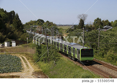 都内へ運ばれる山手線E235系（新潟県内） 55500548