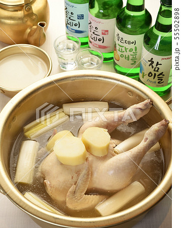 韓国料理　タッカンマリ　丸鶏鍋 55502898