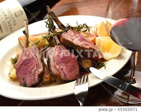 仔羊背肉のロースト香草風味 55503071