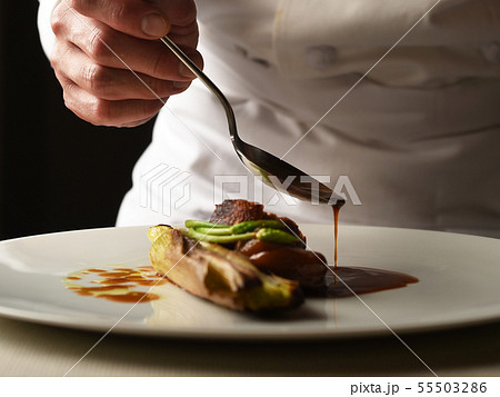 フランス料理 仕上げ 55503286