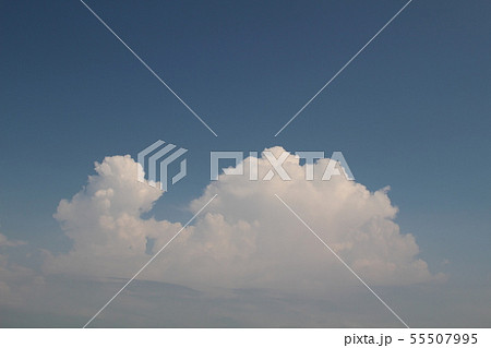 富山県常願寺川河口から見た雲 富山県常願寺川河口から見た雲 55507995