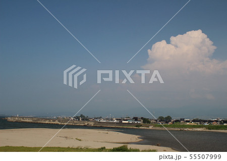 富山県常願寺川河口から見た雲 55507999