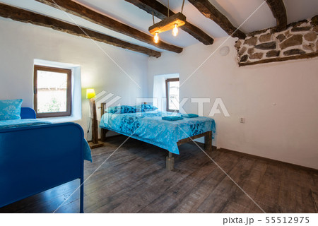 Beautiful old vintage country house - bedroom 55512975