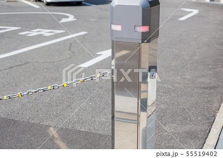駐車場のロボットゲート 55519402