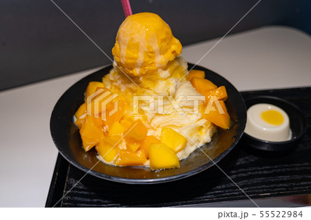 マンゴーかき氷 55522984