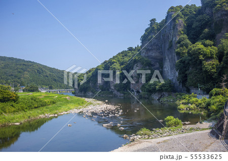 競秀峰と青の洞門 55533625