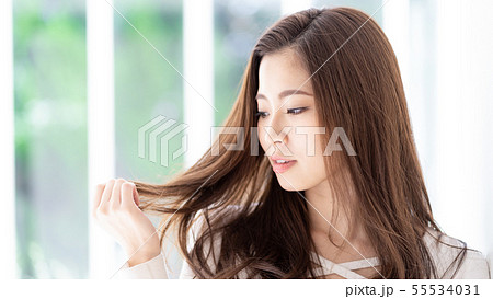 女性 茶髪 女性 茶髪 55534031