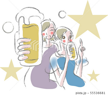ビールで盛り上がる女性 55536681