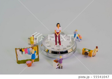 ワーキングマザーの1日は時間との戦い 55541047