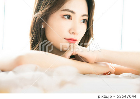 女性　ビューティー 55547044