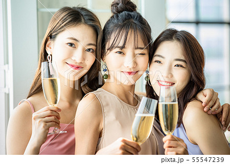 女性 パーティー 女性 パーティー 55547239