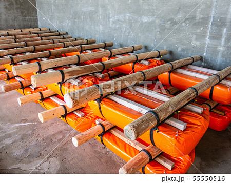 手作りいかだ 手作りいかだ 55550516