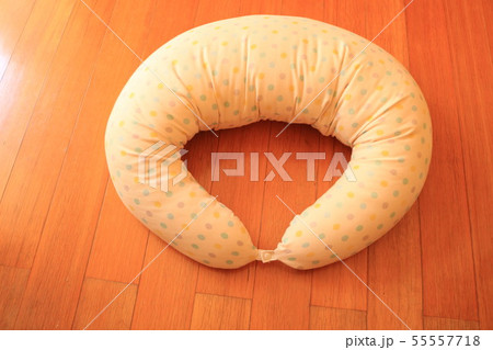 授乳クッション授乳枕ミルク新生児ママベビー赤ちゃん食事 55557718