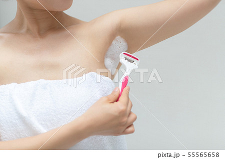 a thirty-something woman a thirty-something woman 55565658