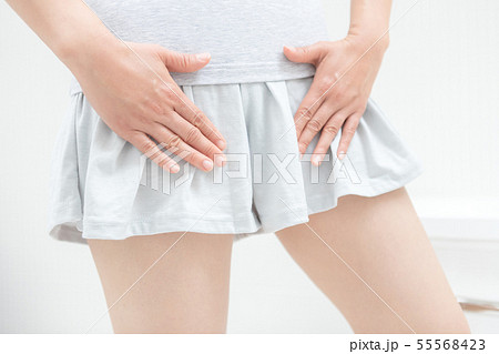 a thirty-something woman a thirty-something woman 55568423