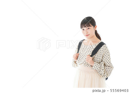 笑顔の若い女性ポートレート 笑顔の若い女性ポートレート 55569403