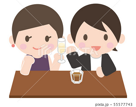 バーで会話する男女 55577743