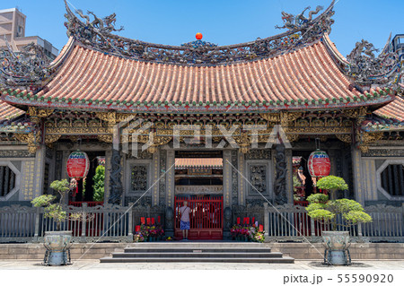 龍山寺　艋舺龍山寺　台北　台湾　快晴　青空　青い 55590920