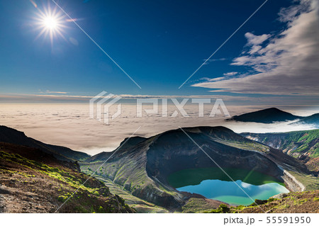 快晴・雲海の蔵王山・御釜 快晴・雲海の蔵王山・御釜 55591950