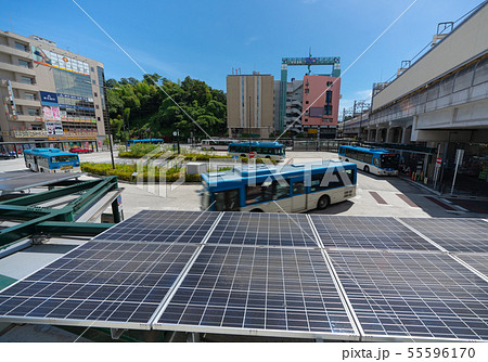 日本の川崎都市景観 溝の口駅 武蔵溝ノ口駅 前の溝の口バスターミナルなどを望むの写真素材