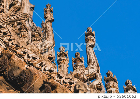 Archaeological, Close Up of carved art figures  55601062