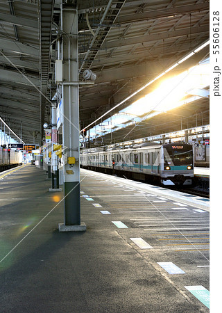 代々木上原駅ホーム 小田急線、千代田線 代々木上原駅ホーム 小田急線、千代田線 55606128