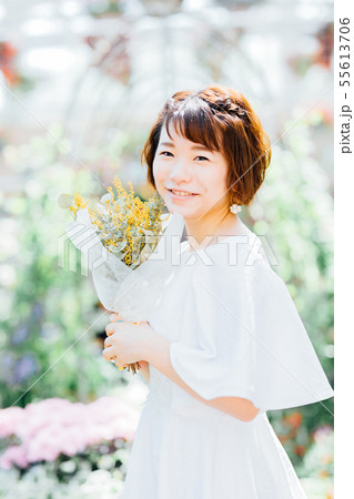 女性 ポートレート 女性 ポートレート 55613706