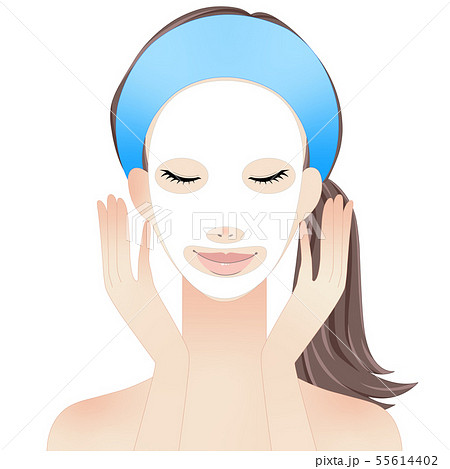 フェイスパックをする女性 55614402