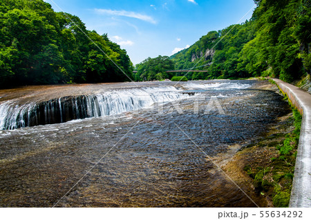 群馬県 吹割の滝 遊歩道と吹割橋 55634292
