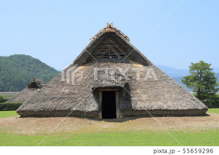 国史跡 平出遺跡　大型復元住居130号 55659296