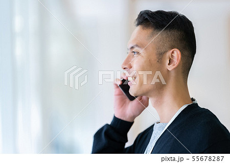 男性 ビジネスイメージ シェアオフィス 男性 ビジネスイメージ シェアオフィス 55678287