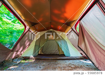 キャンプ場(テント内) キャンプ場(テント内) 55685978