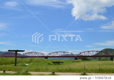 四万十川の赤鉄橋 四万十川の赤鉄橋 55687818