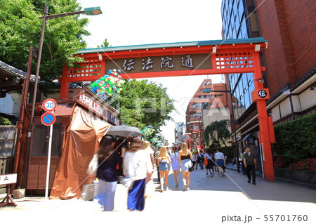 伝法院通　　　浅草寺 55701760