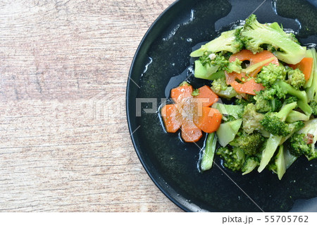 stir fried broccoli and carrot with slice pork stir fried broccoli and carrot with slice pork 55705762