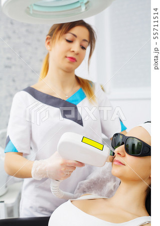 Cosmetology. Procedure of Microdermabrasion. Mechanical Exfoliation, diamond polishing. Model and 55711514