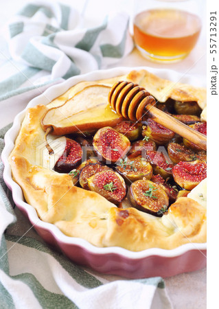 Homemade figs galette pie with pears and honey Homemade figs galette pie with pears and honey 55713291