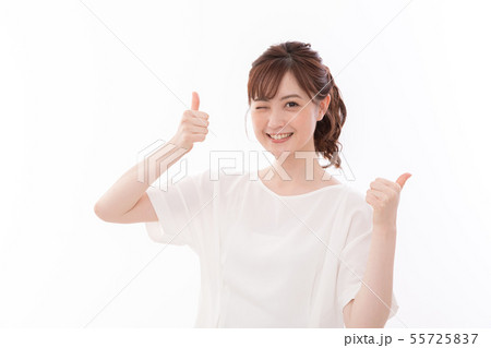 若い女性 グッジョブ 若い女性 グッジョブ 55725837