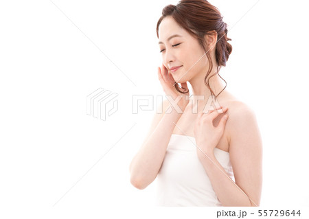 若い女性 美容 若い女性 美容 55729644
