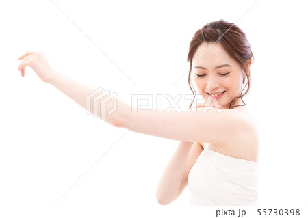 若い女性 美容 若い女性 美容 55730398