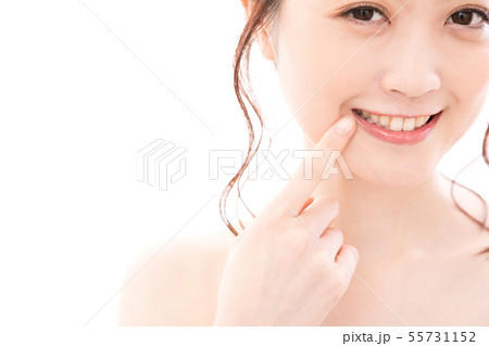 白い歯 55731152