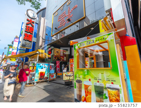 日本の横浜都市景観 横浜中華街を席巻するタピオカ（中華街にタピオカブーム） 55823757