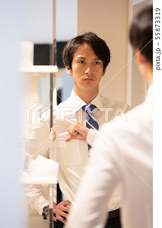 サラリーマンの朝 サラリーマンの朝 55873319