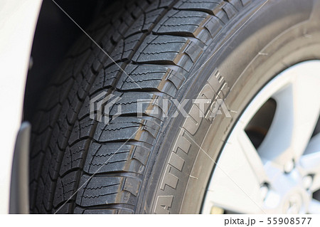 新品のタイヤ 新品のタイヤ 55908577