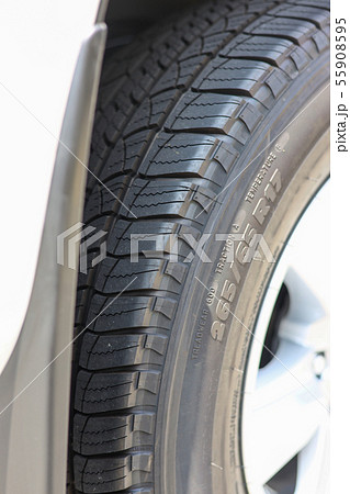 新品のタイヤ 新品のタイヤ 55908595