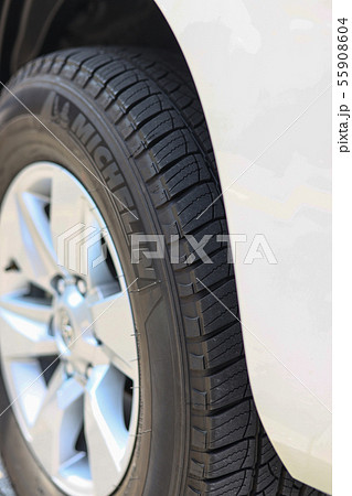 新品のタイヤ 新品のタイヤ 55908604